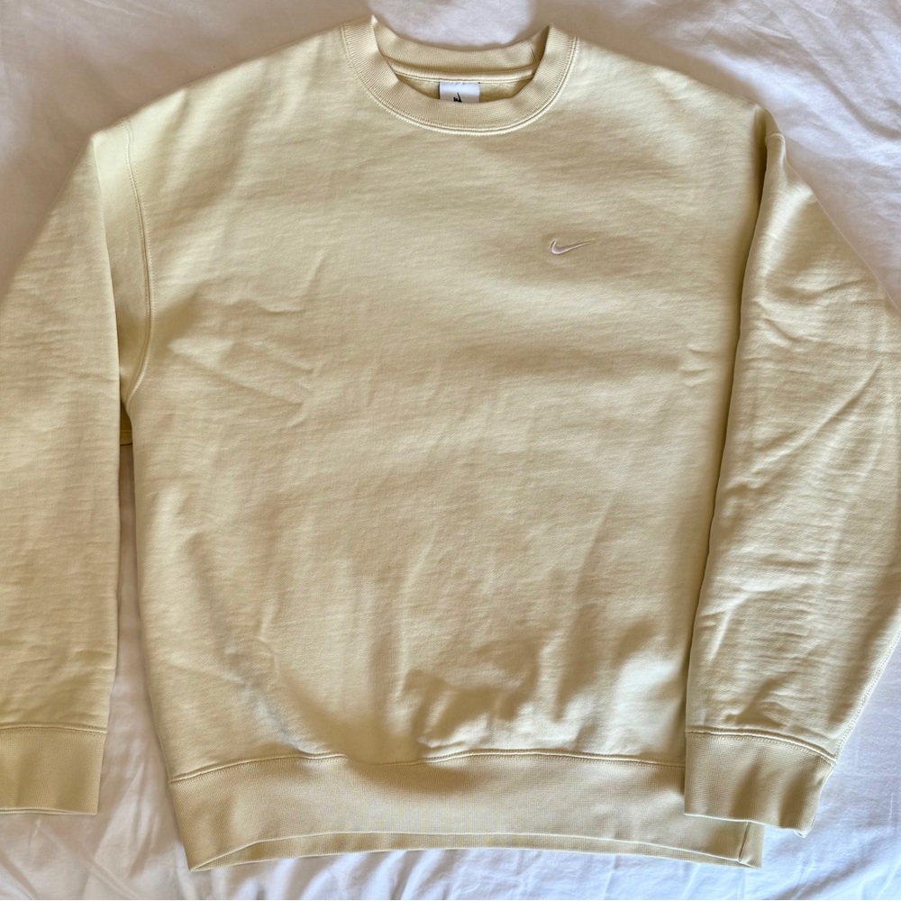 Nike Women's Yellow Crewneck Sweatshirt